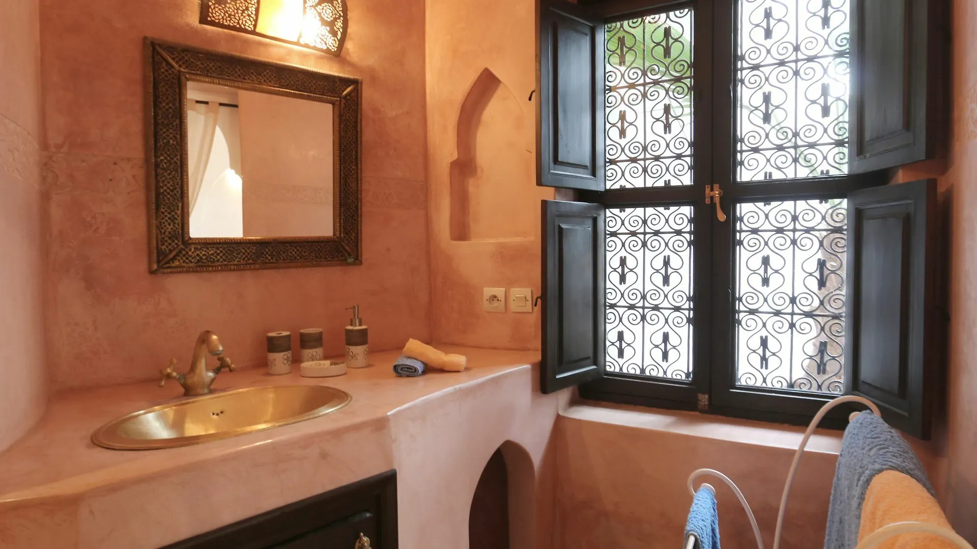 Riad Warda Marrakesh 3*,